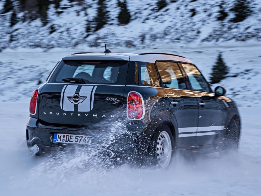  Mini Cooper SD Countryman All4 2013 года  (фото 13 из 13)